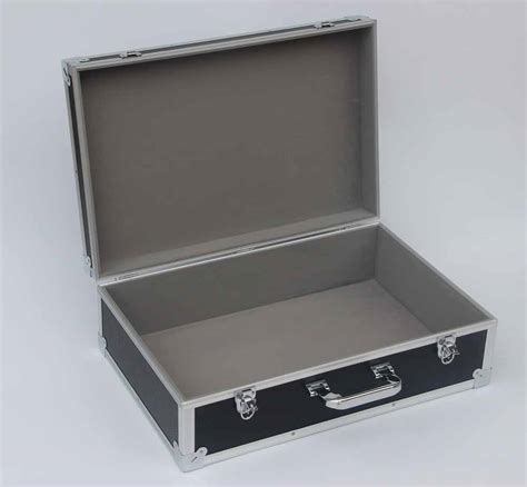 empty metal carrying case box 19x11|Aluminum Carrying Cases Archives .